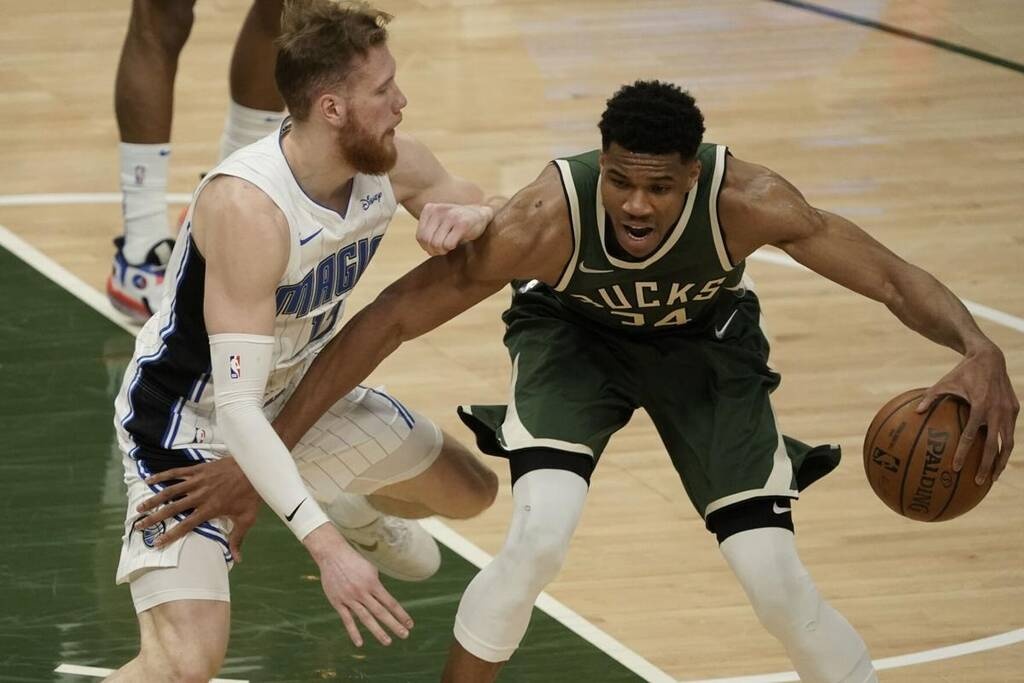 NBA: Νίκη για Μπακς με πρωταγωνιστή Γιάννη (photos+video)