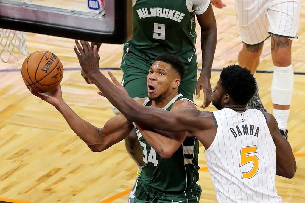 NBA: Νίκη για Μπακς με πρωταγωνιστή Γιάννη (photos+video)