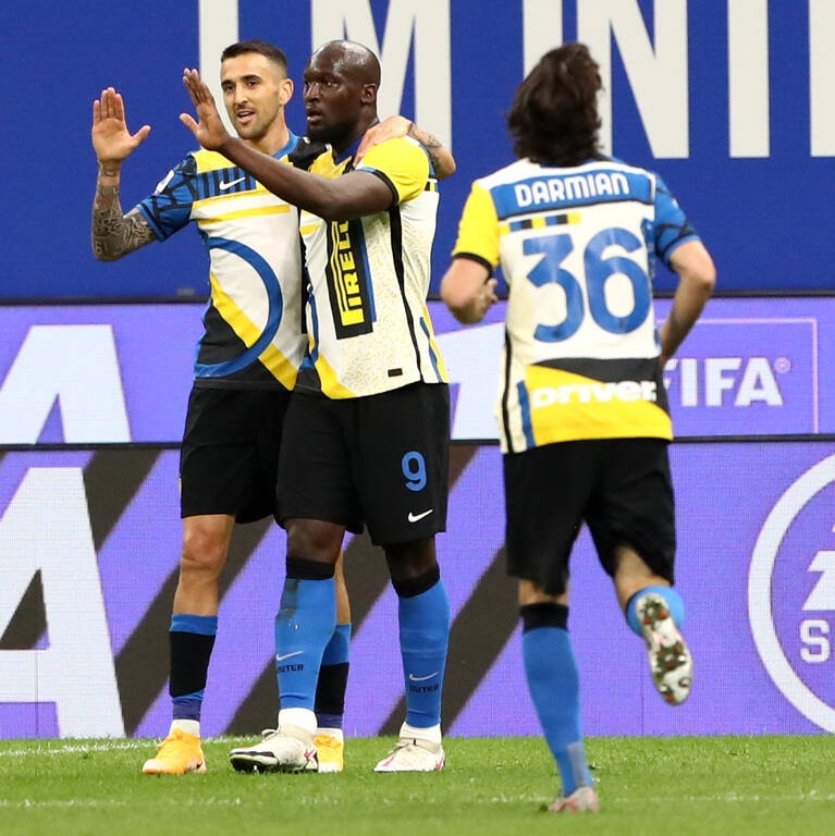 Serie A: «Ζωντανή» η Γιουβέντους, επτά γκολ η Μίλαν! (Photos)