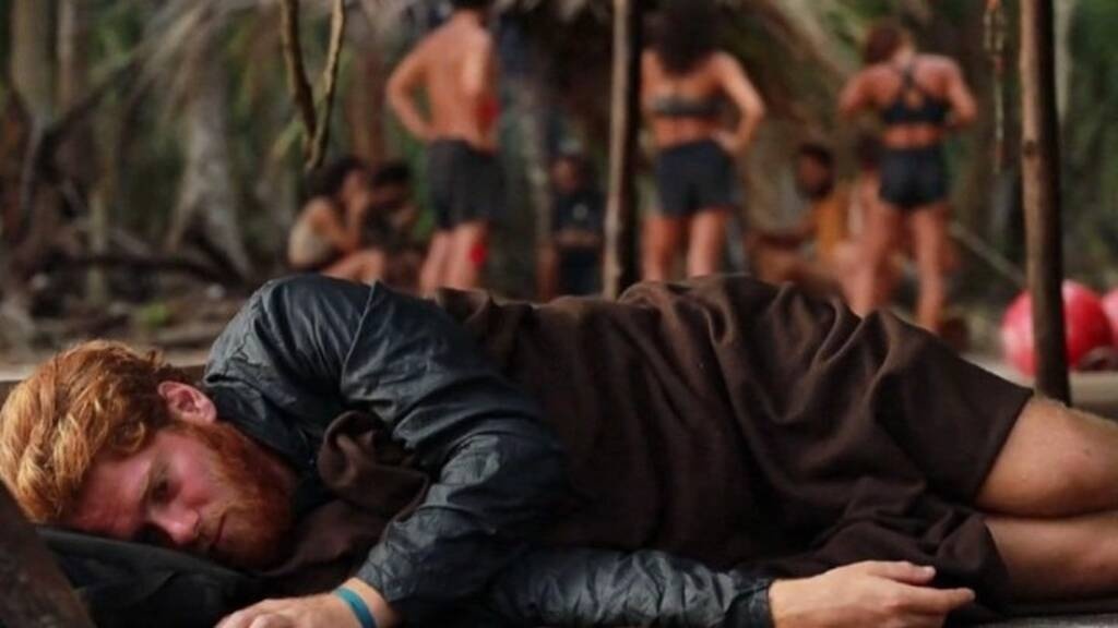 Survivor: Αποχώρηση Τζέιμς - Τρελάθηκε πρώην παίκτρια - Δεν μπορούσε να το πιστέψει (photos+videos)