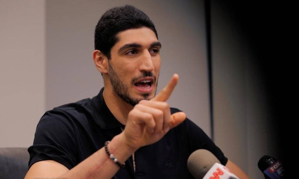 Ενές Καντέρ: Μήνυμα στα ελληνικά κατά Ερντογάν - «Δεν θα με φιμώσει» (video+photos)