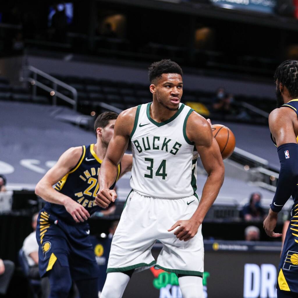 NBA: Θρυλικός Γιάννης - Μεγάλη νίκη για Μπακς (photos+video)