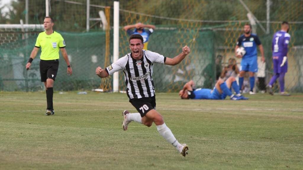 Κύπρος: Ο ποδοσφαιρικός άθλος της πολύπαθης Κερύνειας (photos+video)