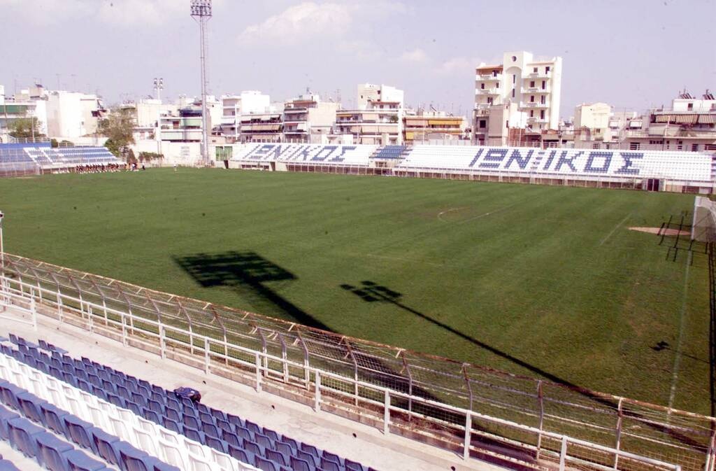 Ιωνικός η επιστροφή-14 χρόνια μετά στα… σαλόνια! (Videos+Photos)