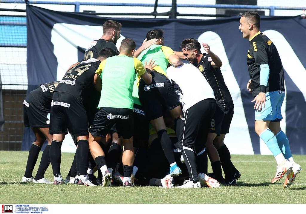 Χαμός στην Νίκαια: Ανατροπή από τον Ιωνικό και δυο αποβολές (videos+photos)