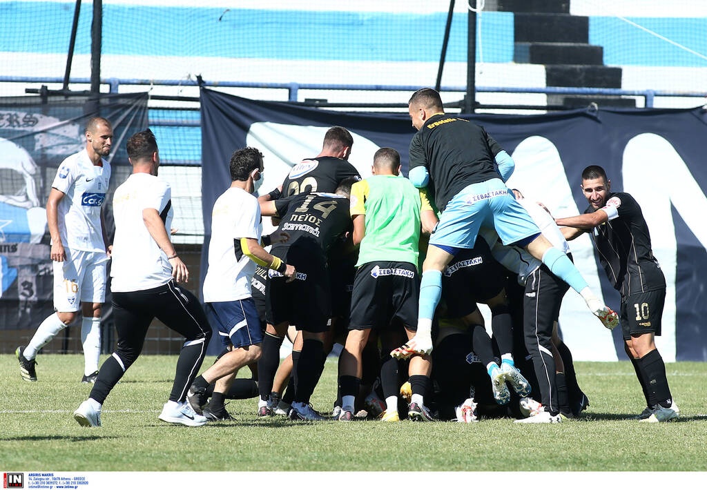 Χαμός στην Νίκαια: Ανατροπή από τον Ιωνικό και δυο αποβολές (videos+photos)