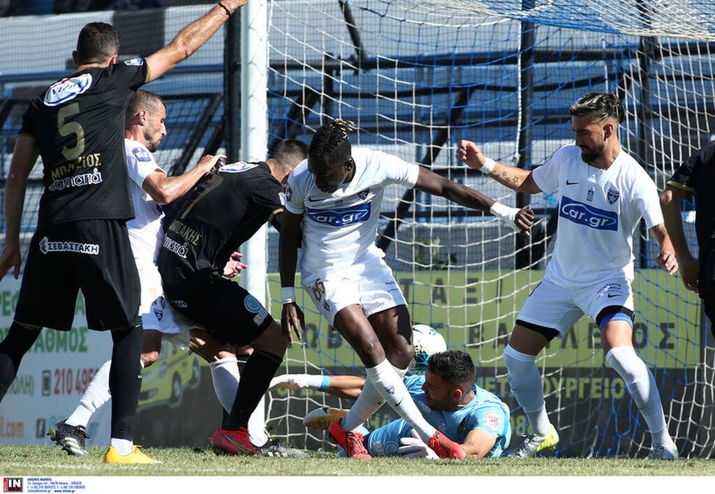 Χαμός στην Νίκαια: Ανατροπή από τον Ιωνικό και δυο αποβολές (videos+photos)