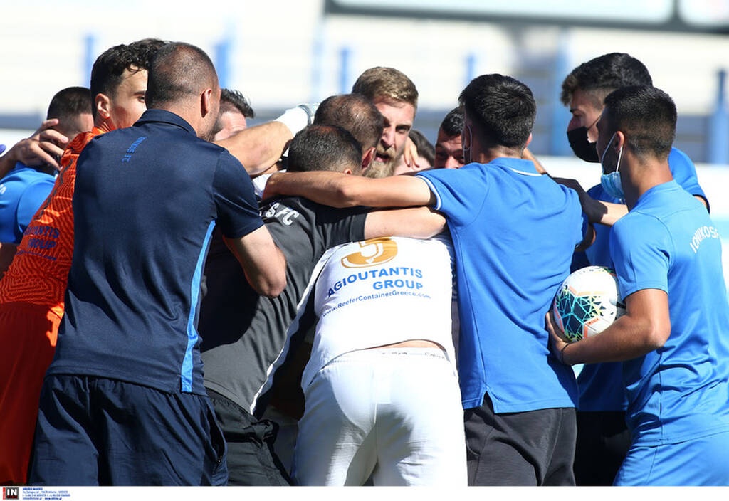 Χαμός στην Νίκαια: Ανατροπή από τον Ιωνικό και δυο αποβολές (videos+photos)