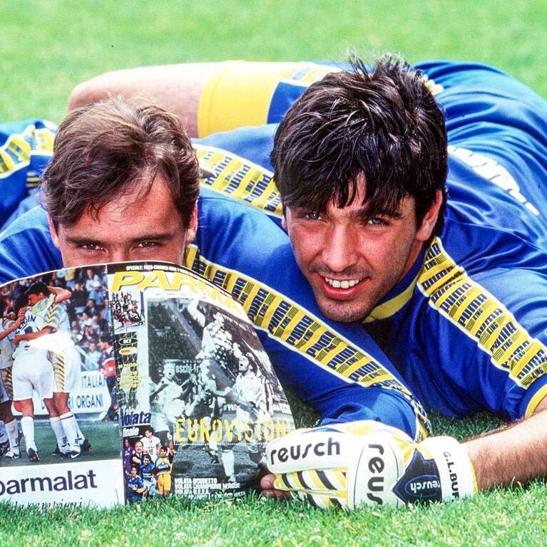 Μπουφόν: Πήρε την… κούπα με πατέρα και γιο! (Photos)