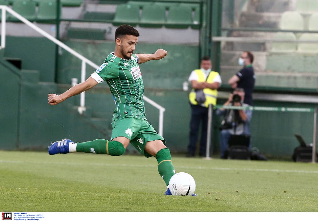 Σε ιδιωτικό ζωολογικό κήπο στο Ντουμπάι ο Βιγιαφάνιες! (Photos)