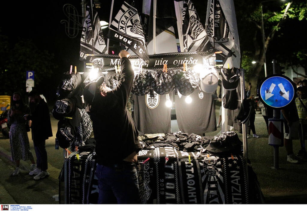 Τρέλα για την κούπα - Στον Λευκό Πύργο οπαδοί του ΠΑΟΚ (video+photos)