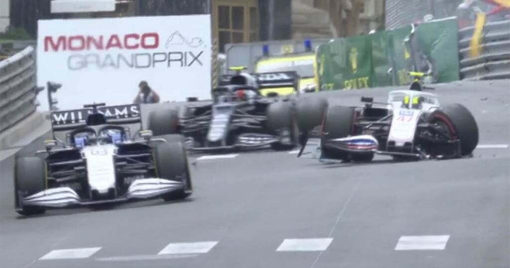 Formula 1: Ατύχημα για Σουμάχερ (photos)