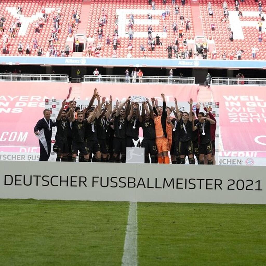 Ο Λεβαντόφσκι ξεπέρασε τον Μίλερ, τρέλα για τον Πολωνό κι απονομή για το 31o! (video+photos)