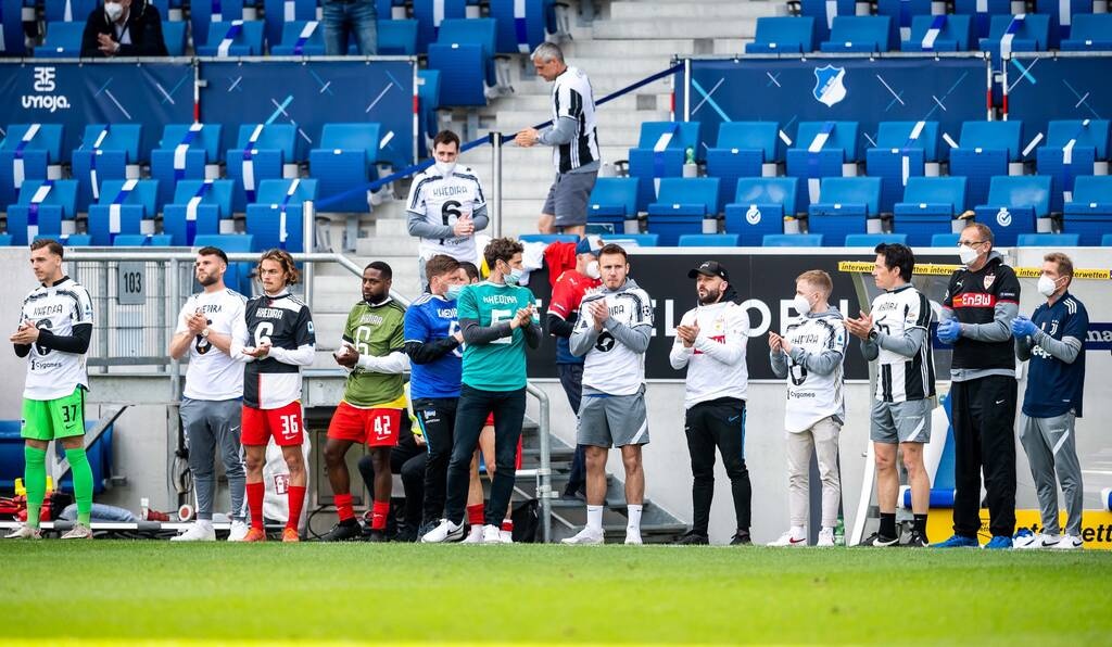 Bundesliga: Η αποθέωση του παγκόσμιου πρωταθλητή, ο οποίος αποσύρεται! (video+photos)