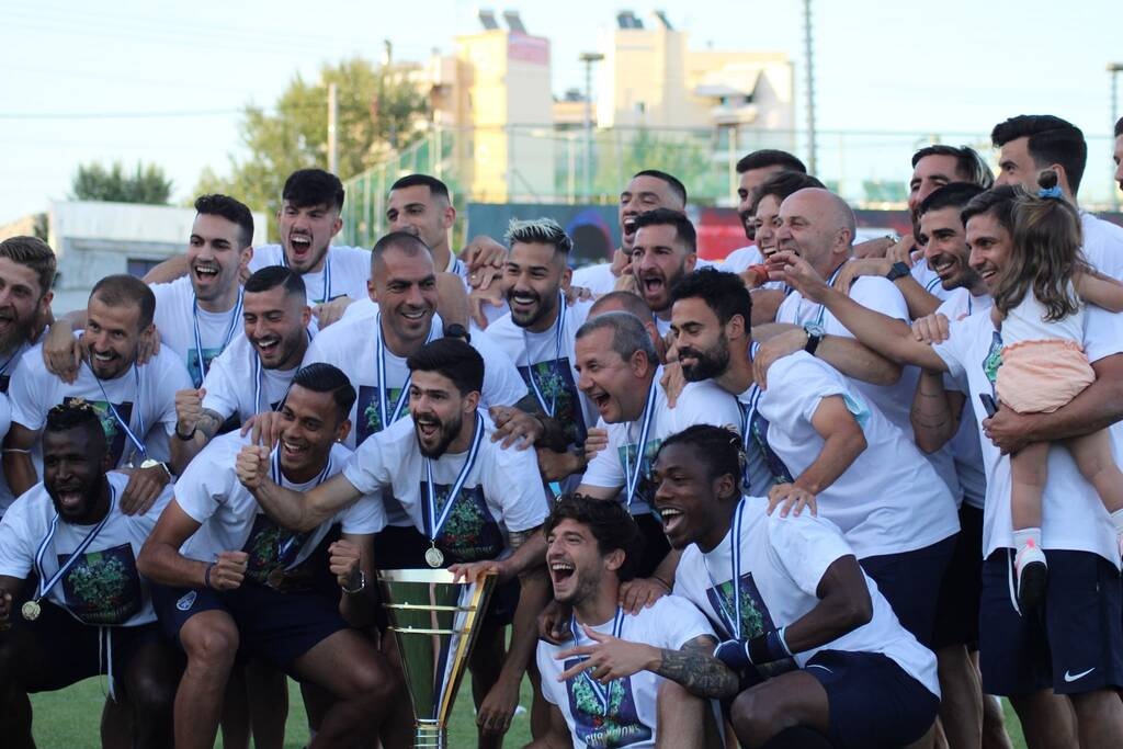 Ιωνικός: Φιέστα ανόδου στη Νίκαια - Έτσι γιόρτασε την επιστροφή στην Super League