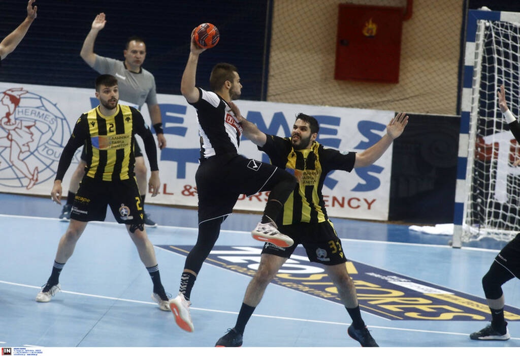 ΑΕΚ - ΠΑΟΚ 24-22: «Κιτρινόμαυρο» το Κύπελλο σε τελικό «θρίλερ»