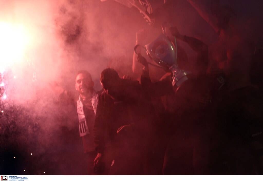 ΠΑΟΚ: «Κάηκε» η Θεσσαλονίκη για τους Κυπελλούχους - Ξέφρενο πάρτι μέχρι το πρωί (photos+videos)