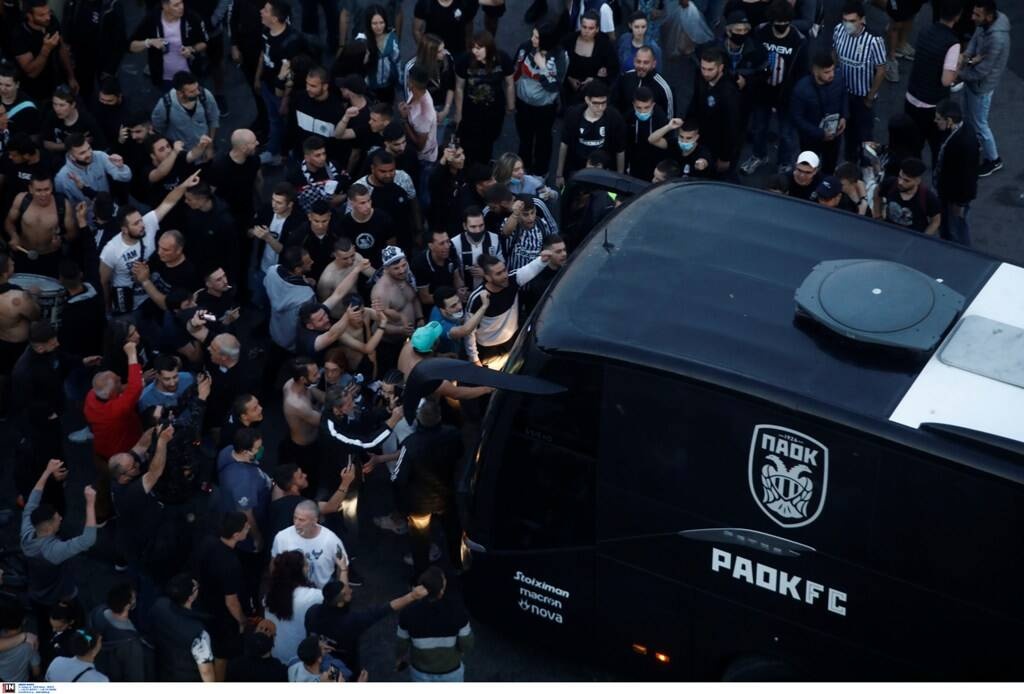ΠΑΟΚ: «Κάηκε» η Θεσσαλονίκη για τους Κυπελλούχους - Ξέφρενο πάρτι μέχρι το πρωί (photos+videos)
