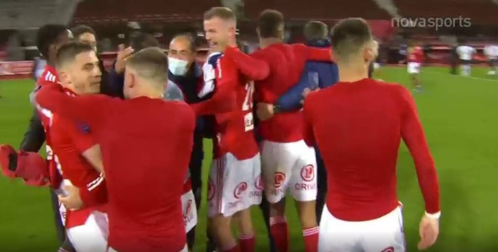 Μυθική κίνηση από τον τερματοφύλακα της Μπρεστ: Έμαθε τηλεφωνικώς ότι σώθηκε η ομάδα του και ξέσπασε