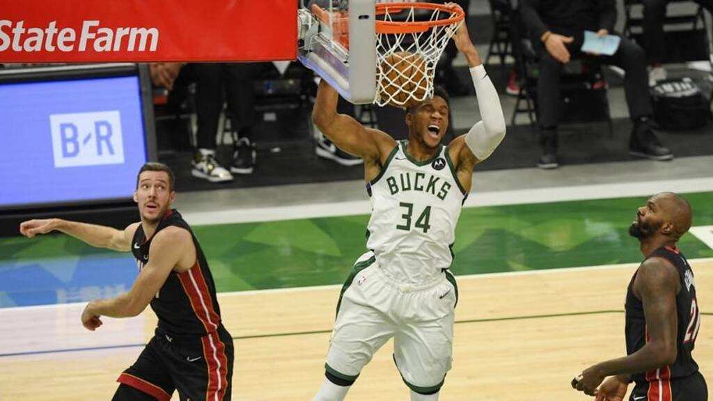 NBA: Σαρωτικοί Μπακς και 2-0 (video+photos)