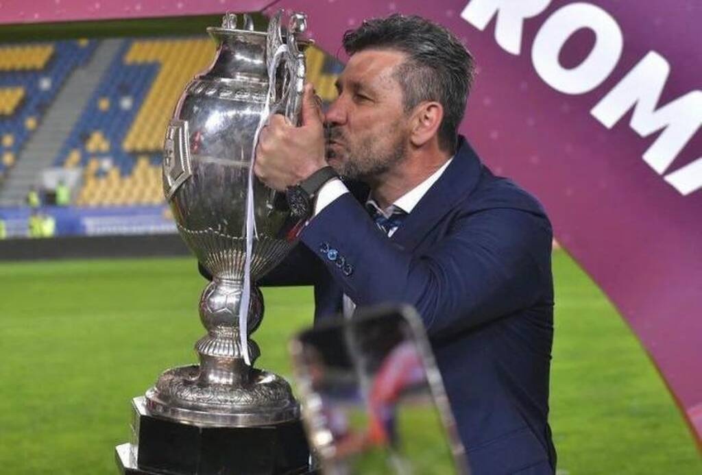 Κραϊόβα: Ανατροπή με Ουζουνίδη - Οι ατάκες του προέδρου και το μέλλον (photos)