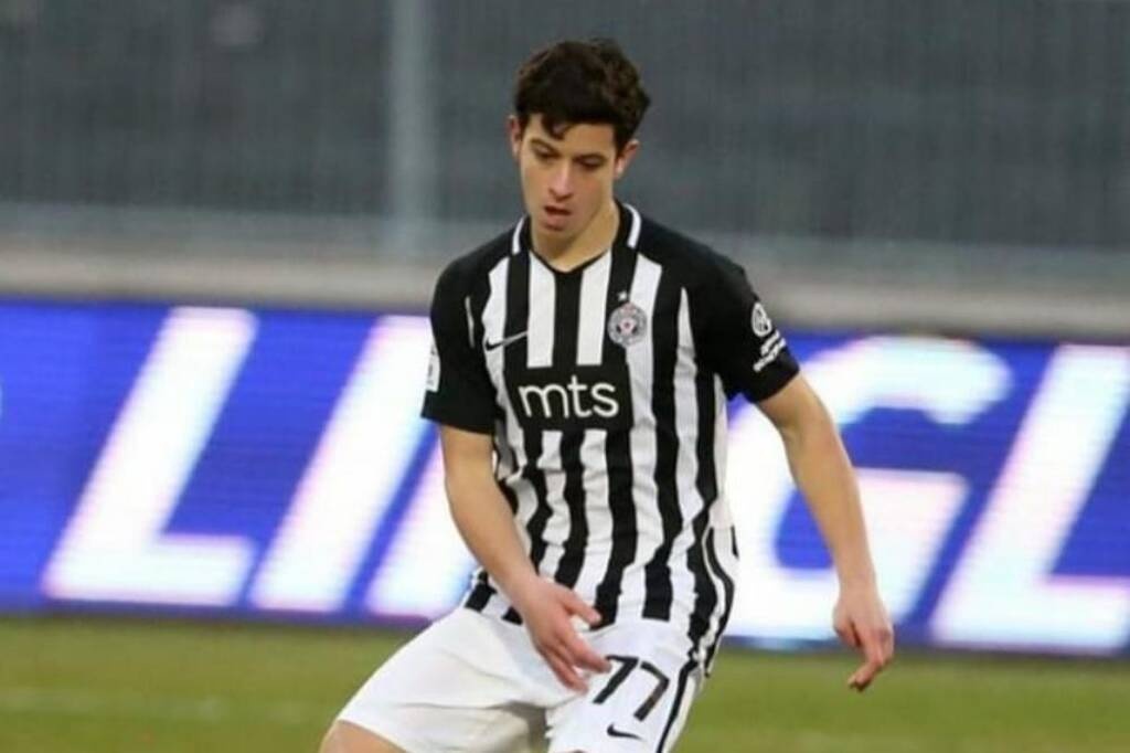 Ολυμπιακός: «Χτυπάει» wonderkid για τα φτερά - Η «μάχη» με Φιορεντίνα (photos+videos)