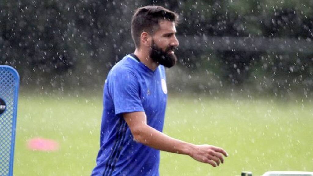 Γύρισε στην Ελλάδα, συμφώνησε και... επιστρέφει ο Σιόβας