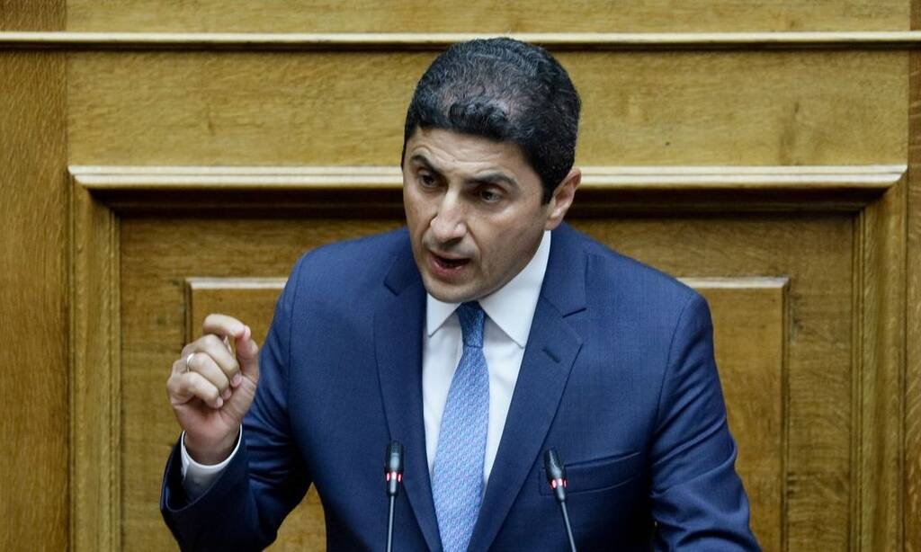 Αυγενάκη, κατέβασε τα τανκς!