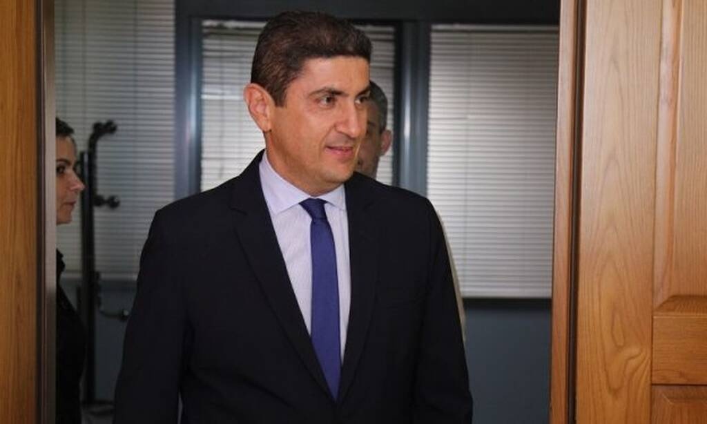 Αυγενάκη, κατέβασε τα τανκς!