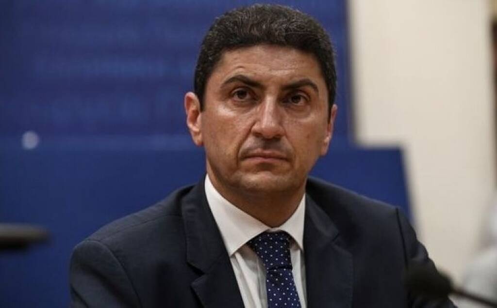 Αυγενάκη, κατέβασε τα τανκς!