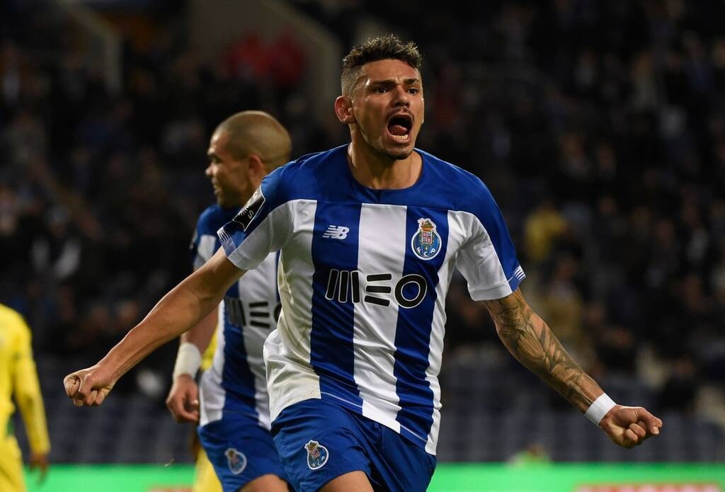 Ολυμπιακός: «Τελειώνει» με Τικίνιο - «Υπογράφει από εβδομάδα»