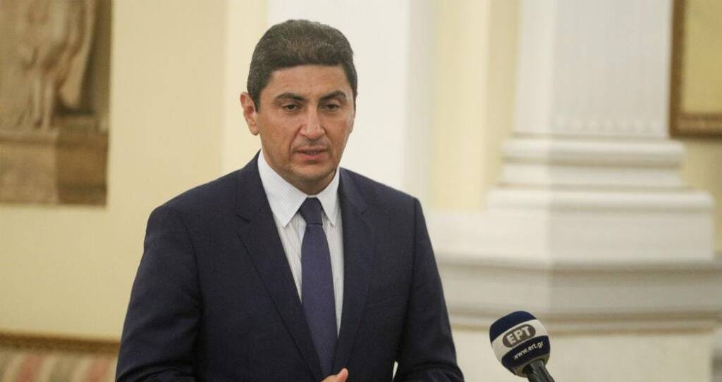 «Άδειασμα» Δικαστικών σε Αυγενάκη - «Συγκαλυμμένες παραινέσεις δεν έχουν θέση σε Κράτος Δικαίου»