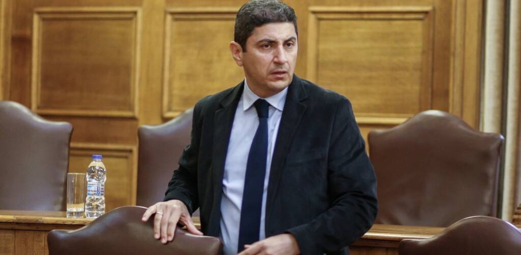 «Άδειασμα» Δικαστικών σε Αυγενάκη - «Συγκαλυμμένες παραινέσεις δεν έχουν θέση σε Κράτος Δικαίου»