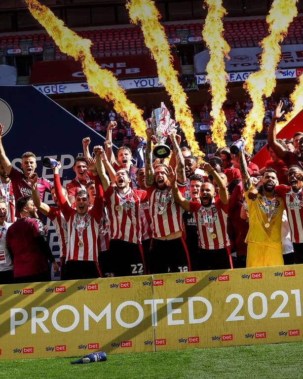 Στην Premier League για πρώτη φορά στην ιστορία της η Μπρέντφορντ! (Videos+Photos)