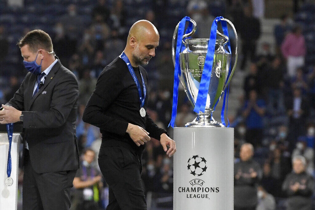 Τελικός Champions League: Η απονομή του τροπαίου στα «χέρια» της Τσέλσι (video+photos)