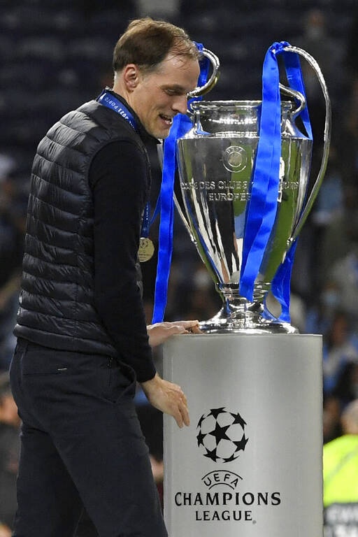 Τελικός Champions League: Η απονομή του τροπαίου στα «χέρια» της Τσέλσι (video+photos)
