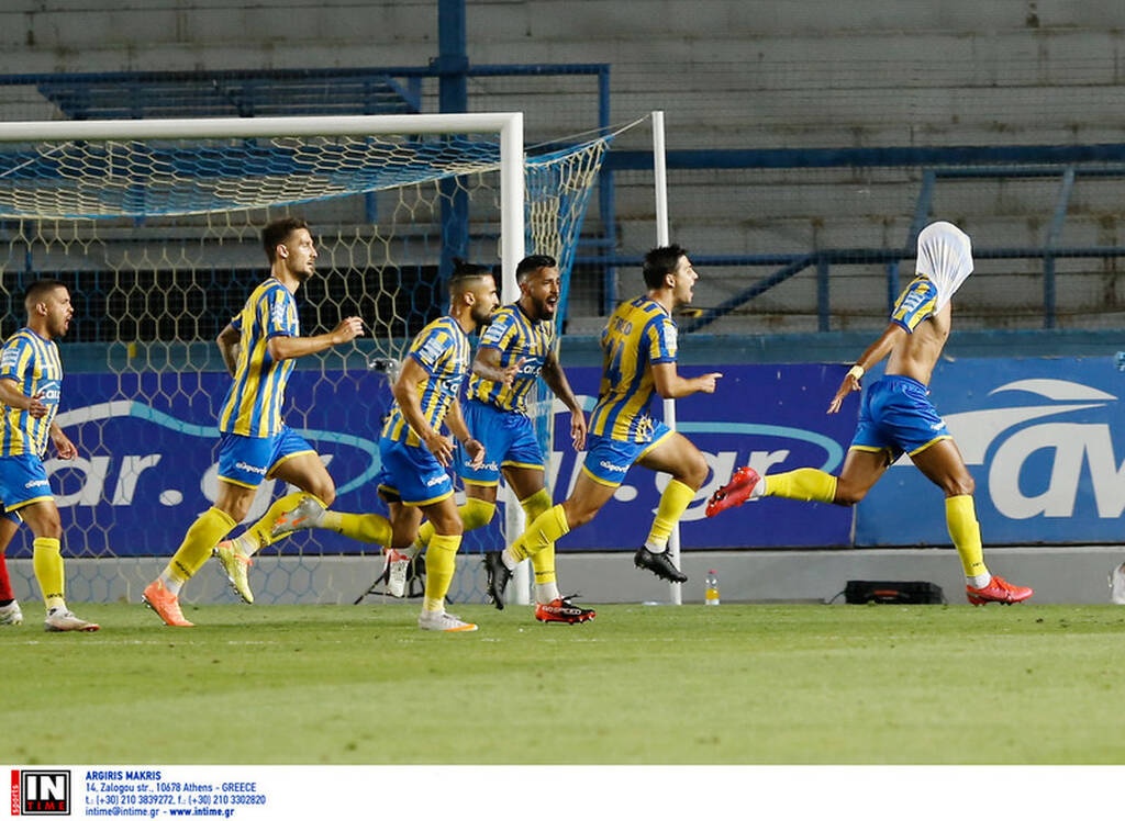 Παναιτωλικός-Ξάνθη: Χαμός στο Αγρίνιο - «Κάηκε» η πόλη μετά τη νίκη παραμονής! (video+photos)