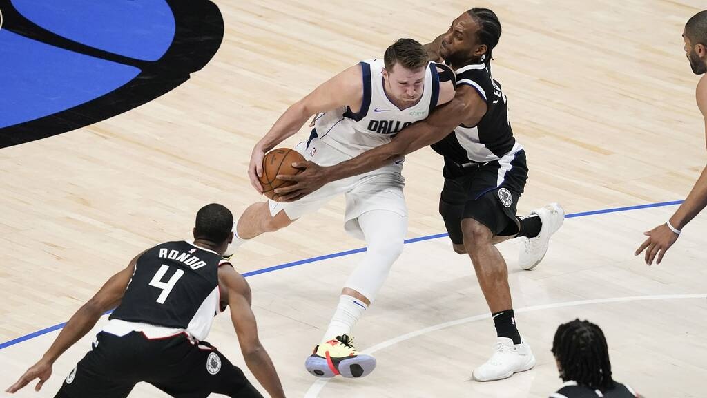 NBA: Ισοφάρισαν οι Κλίπερς με... πάρτι (video+photos)