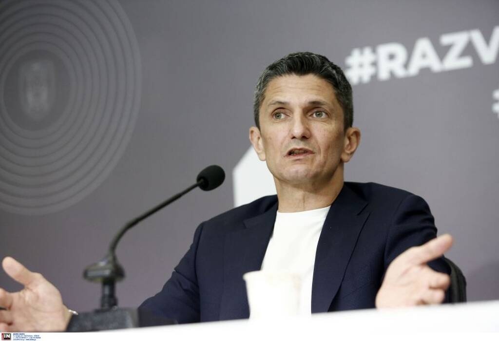 Λουτσέσκου: «Δεν θέλει τερματοφύλακα ο ΠΑΟΚ» - Ατάκα έκπληξη για τα παιδιά της Ακαδημίας! (photos)