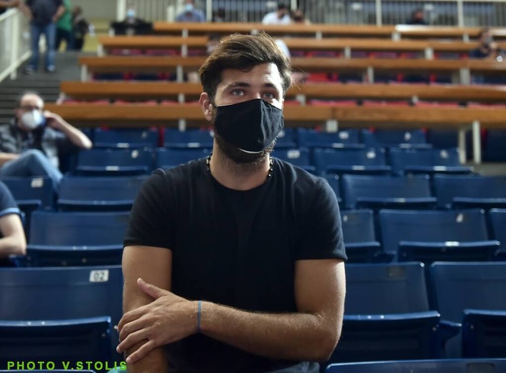 Survivor... καταστάσεις στο ΟΑΚΑ - Δημοφιλής «μαχητής» είδε τον αγαπημένο του Παναθηναϊκό (photos)