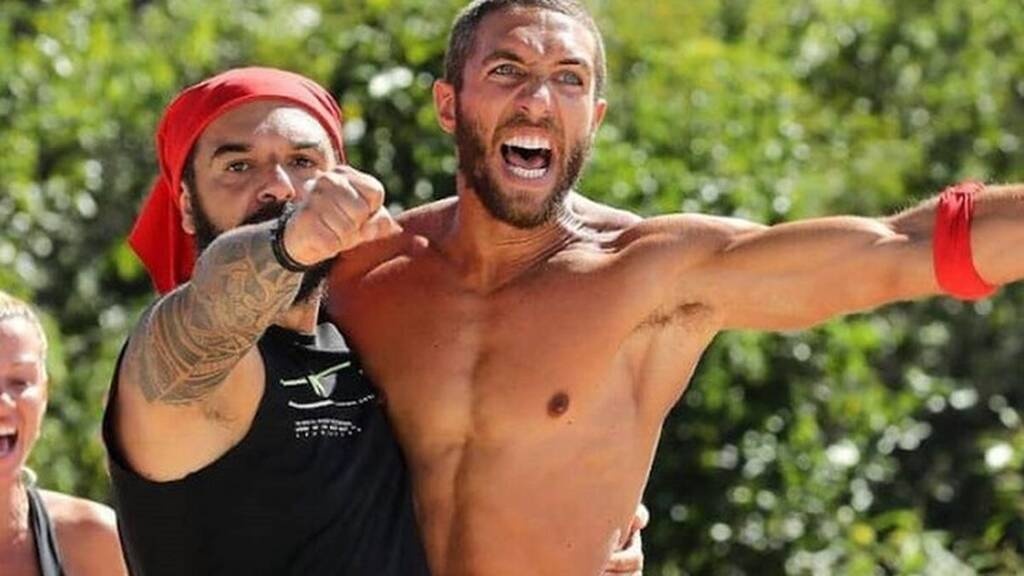Survivor: Αυτός πανηγύρισε σαν τρελός την φυγή Τριαντάφυλλου - Το πάρτι στην παραλία (photos+videos)