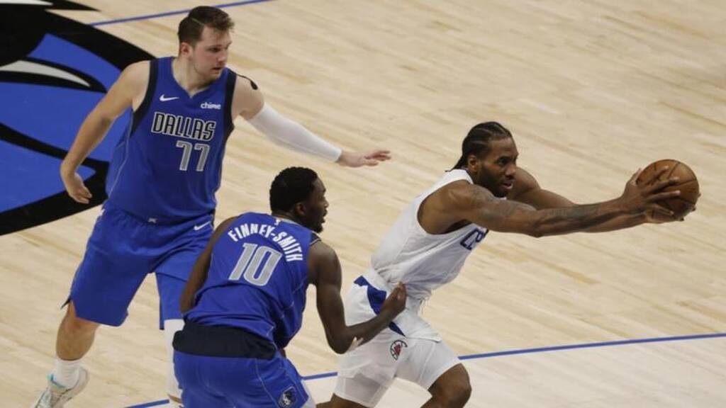 NBA: «Ζωντανοί» οι Κλίπερς με Λέοναρντ (video+photos)