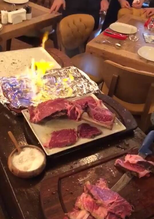 Αποπειράθηκε να ψήσει αλλά ένας απρόσμενος παράγοντας του τα χάλασε όλα - Δεν πίστευε τι συνέβη