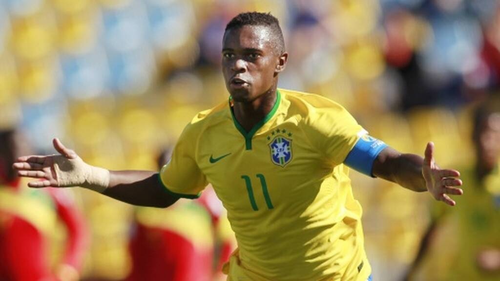 Ολυμπιακός: Αυτός είναι ο «εκλεκτός» για τα εξτρέμ - Απομένει η έγκριση Μαρτίνς (photos+video)