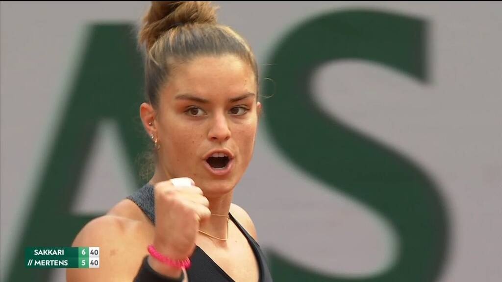 Σάκκαρη - Roland Garros: Θρίαμβος σε επική μάχη με την Μέρτενς (videos)