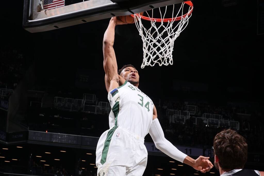 NBA: Πρώτο βήμα για Νετς - Πάλευε μόνος ο Γιάννης (photos+video)