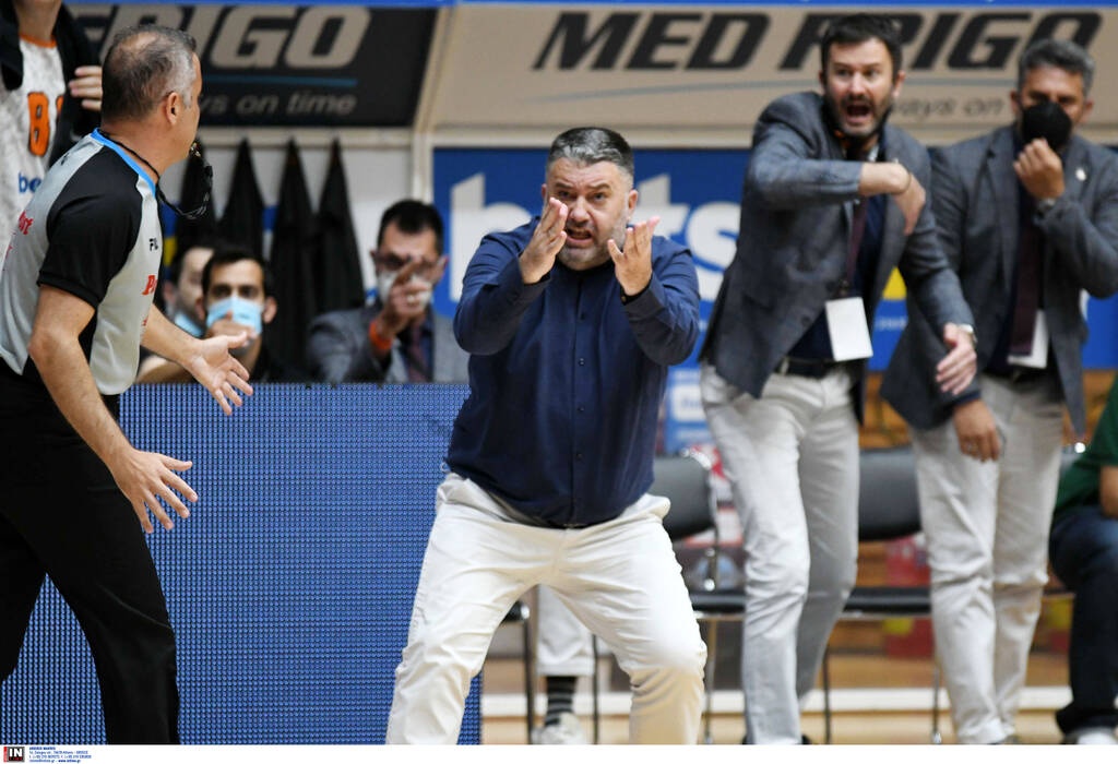Προμηθέας Πατρών - ΑΕΚ: «Βόμβα» μετά την ήττα - Τέλος ο Γιατράς