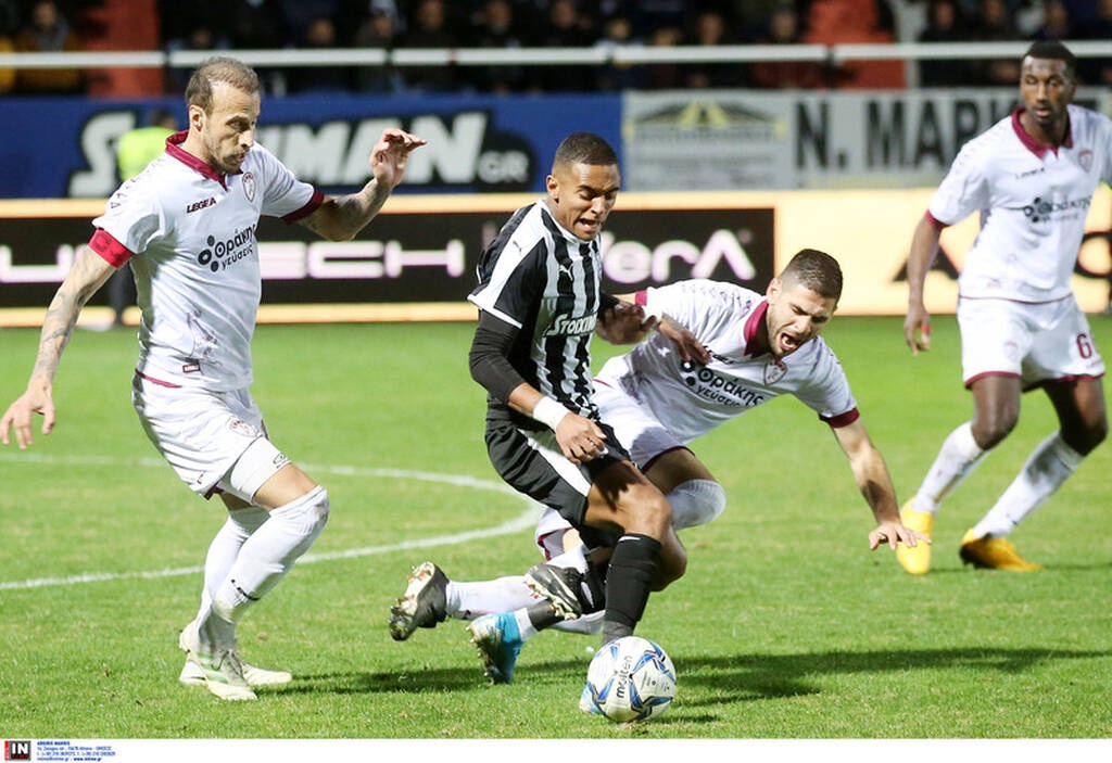 ΟΦΗ: Δείχνει την έξοδο σε ξένο ταλαντούχο παίκτη! (photos)