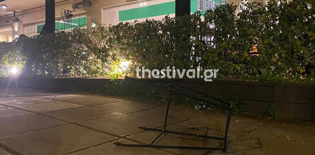 Νέο επεισόδιο στη Θεσσαλονίκη με οπαδική χροιά – 30 άτομα με ρόπαλα επιτέθηκαν σε παρέα (photos)