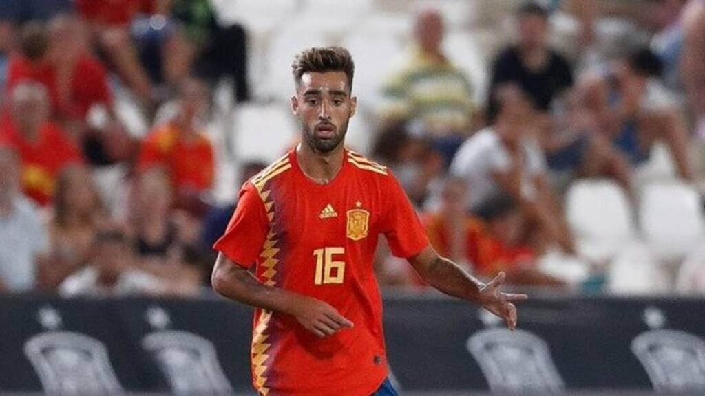 Euro 2020: Από τις παραλίες της Μυκόνου στην Εθνική Ισπανίας! (photos)
